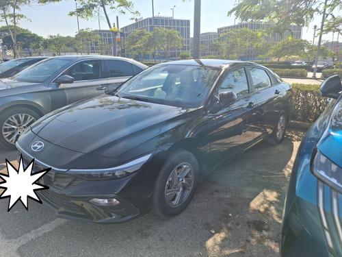 Hyundai Elantra 2024