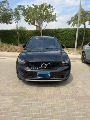 فولفو XC 40 2021