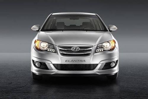 Hyundai Elantra HD 2022