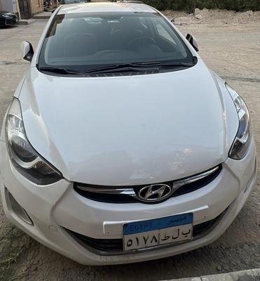 Hyundai Avante 2011