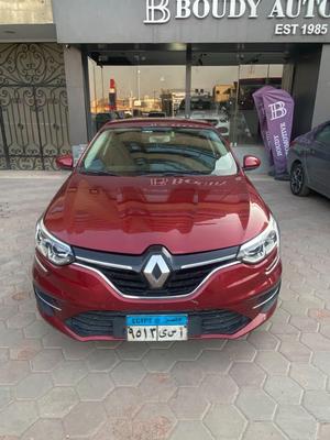 رينو ميجان 2022