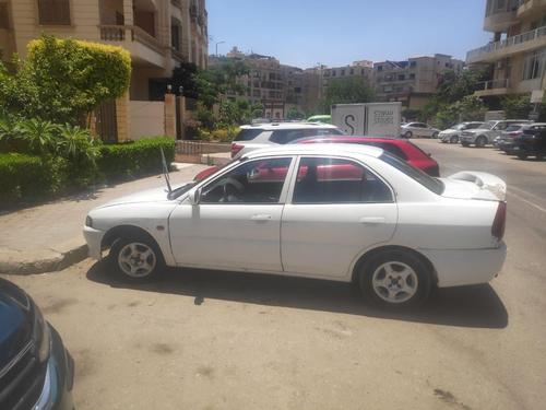 ميتسوبيشي لانسر كرستالة 1998