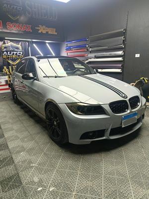 BMW 320i 2007
