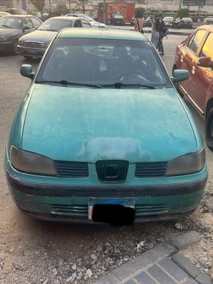سيات ابيزا 2000
