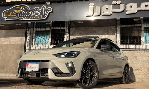 كوبرا ليون 2025