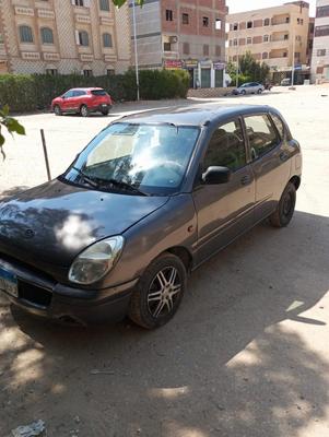 Daihatsu SIRION 2000