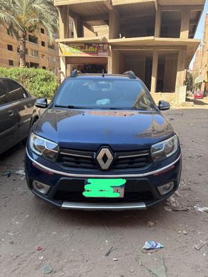 رينو سانديرو  ( ستيب  واى ) 2019