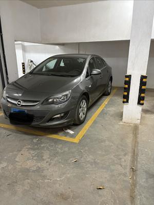 Opel Astra 2020