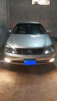Nissan Sunny 2012