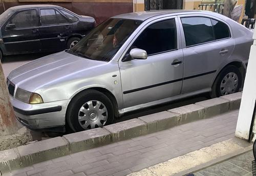 سكودا اوكتافيا A4 2000