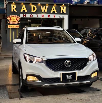 MG ZS 2025