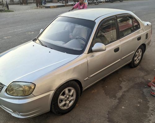 Hyundai Verna 2004