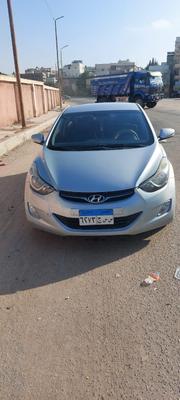 هيونداي افانتي 2012