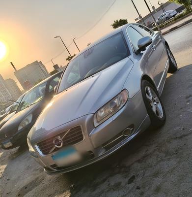 فولفو S80 2013