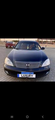 Nissan Sunny 2012