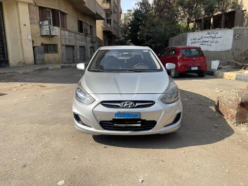 هيونداي اكسنت RB 2012