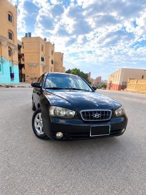 هيونداي افانتي 2001