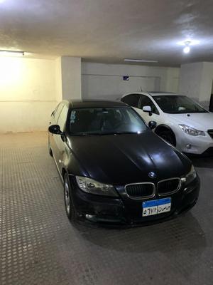 بي ام دبليو 318 2009