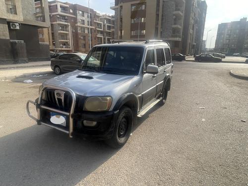 ماهيندرا سكوربيو 2012