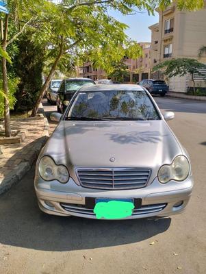 مرسيدس C 180 2005