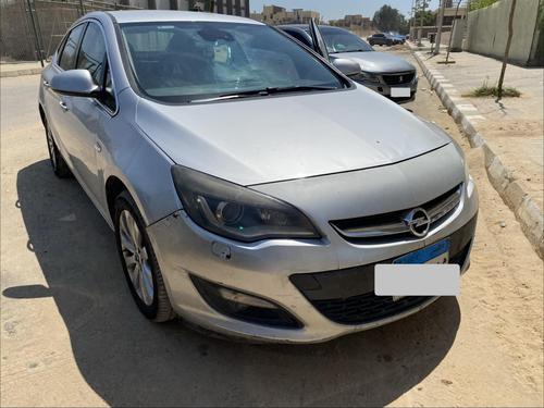 Opel Astra 2016