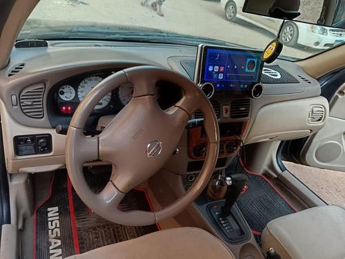 Nissan Sunny 2008