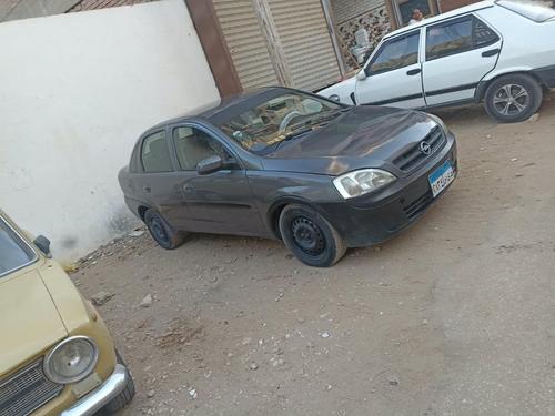 اوبل كورسا 2004