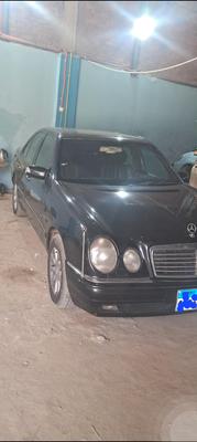 مرسيدس E 200 1996