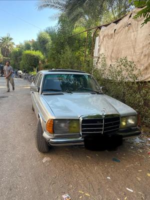 مرسيدس 230 1984