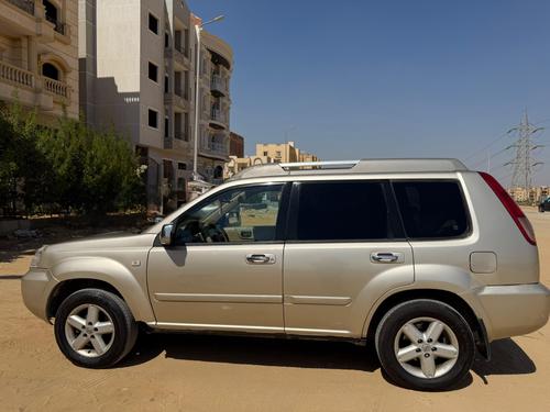 نيسان اكس تريل 2009