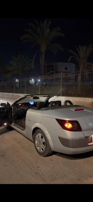 رينو ميجان 2003