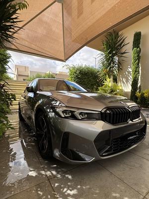 بي ام دبليو 320i 2026
