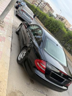 مرسيدس E 200 2004