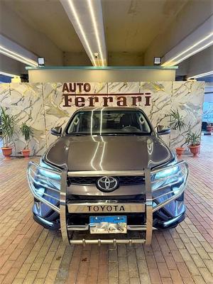Toyota Fortuner 2023