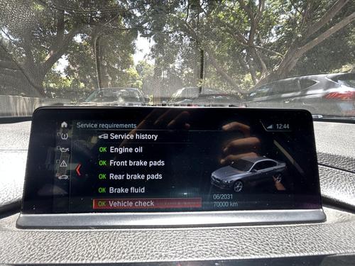 BMW 318 2019