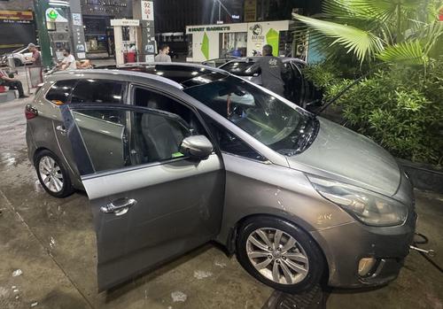 Kia Carens 2015