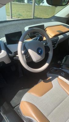 بي ام دبليو I3 2018