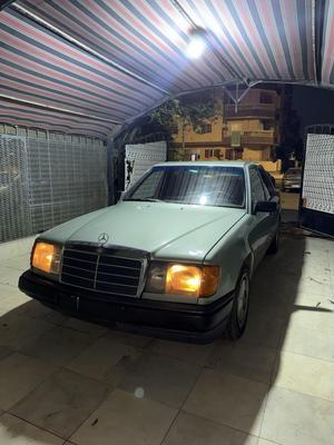 Mercedes E 200 1988