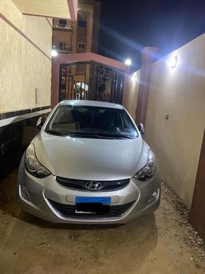 Hyundai Avante 2012