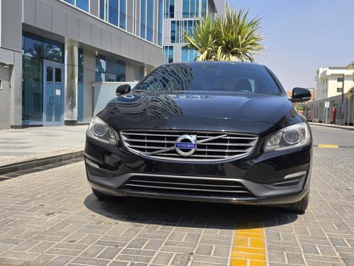 فولفو S60 2016