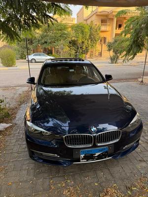 بي ام دبليو 320i 2015