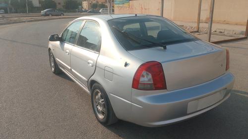 كيا شوما 2004