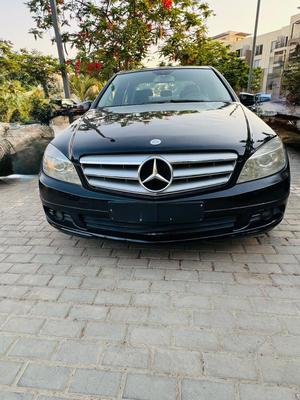 Mercedes 180 2011