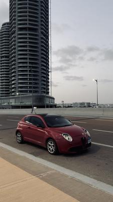 Alfa Romeo Giulietta Quadrifoglio Verde  2013