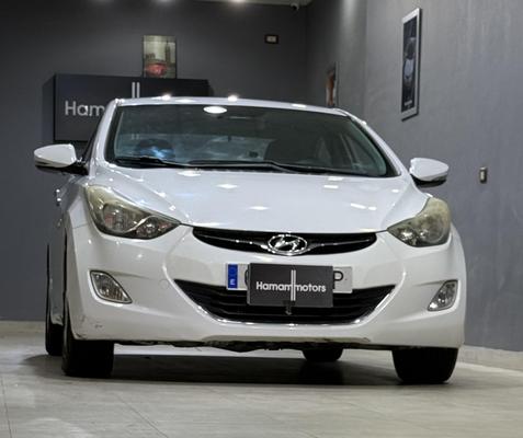 Hyundai Avante 2011