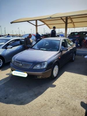 Nissan Sunny 2012