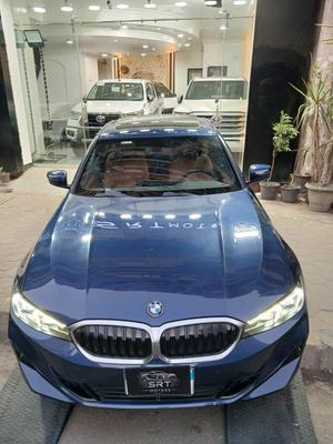 بي ام دبليو 320i 2024