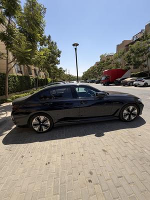 بي ام دبليو I3 2024