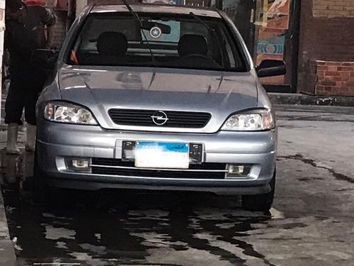 اوبل أسترا 2000