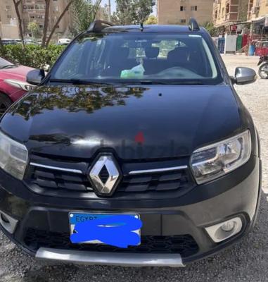 رينو سانديرو  ( ستيب  واى ) 2018